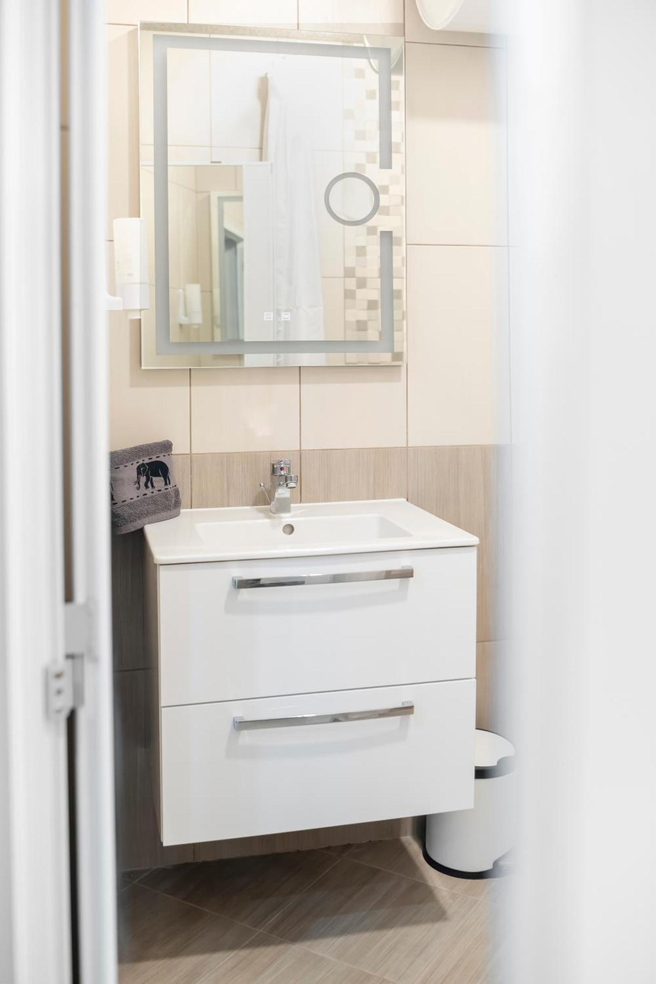 Mdm Apartment City Center Felicita Deluxe Русе Экстерьер фото